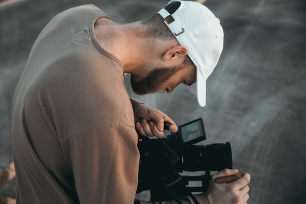 TikTok Vídeo: Como Baixar e Salvar seus Vídeos Favoritos