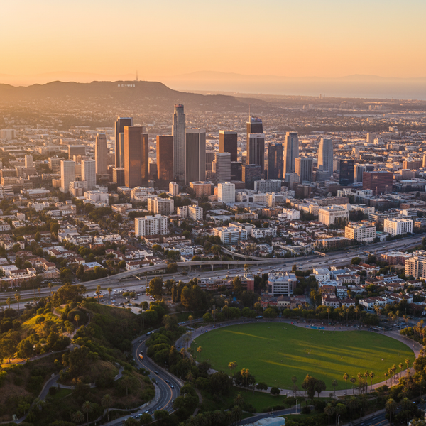 Los Angeles: Desvendando a Metrópole dos Anjos e Seus Múltiplos "Los"